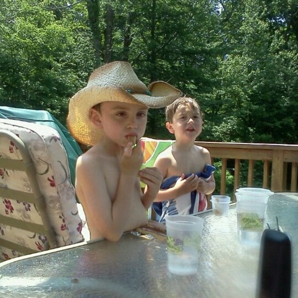 Meet your Posher, Jen - Picture 1 of 1